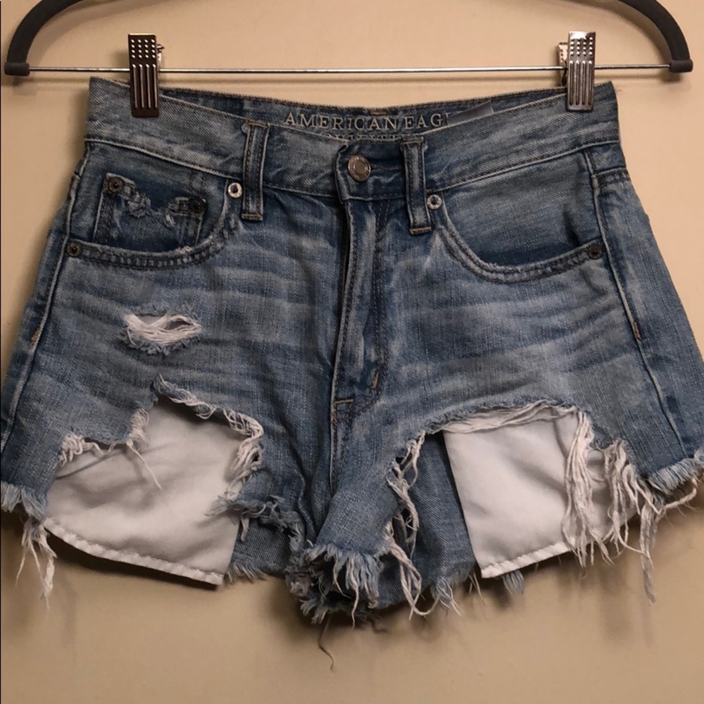 AMERICAN EAGLE SHORTS!!